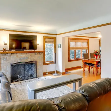 Charming Tudor-Style Rental Near Green Lake!